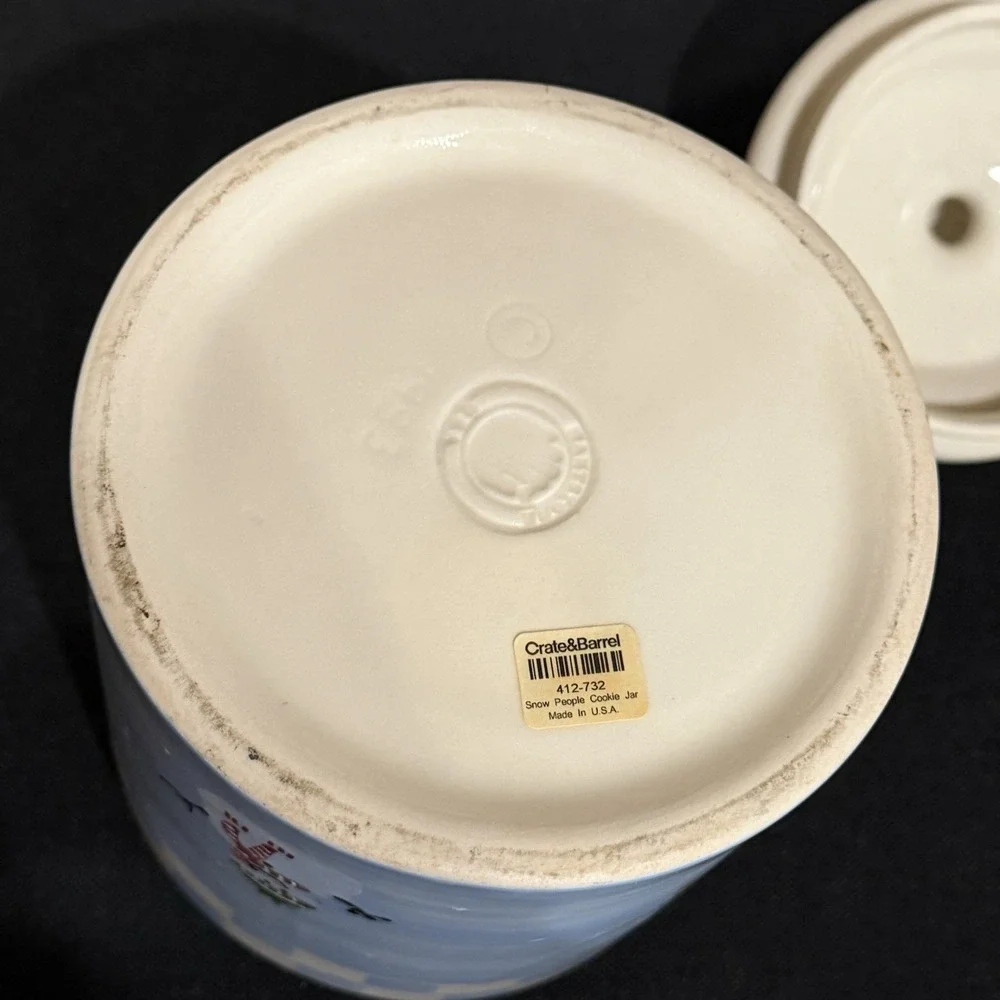 Crate&Barrel winter preowned